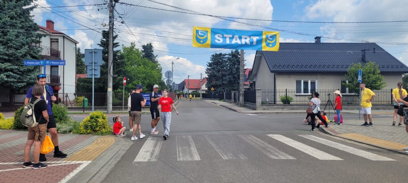 XX BIEG ULICZNY PAMIĘCI JANA PAWŁA II W ŻABNIE, ZSP Żabno, Technikum w Żabnie, Szkoła Branżowa I stopnia w Żabnie, Zespół Szkół Ponadpodstawowych, szkoła średnia w Żabnie, Żabno