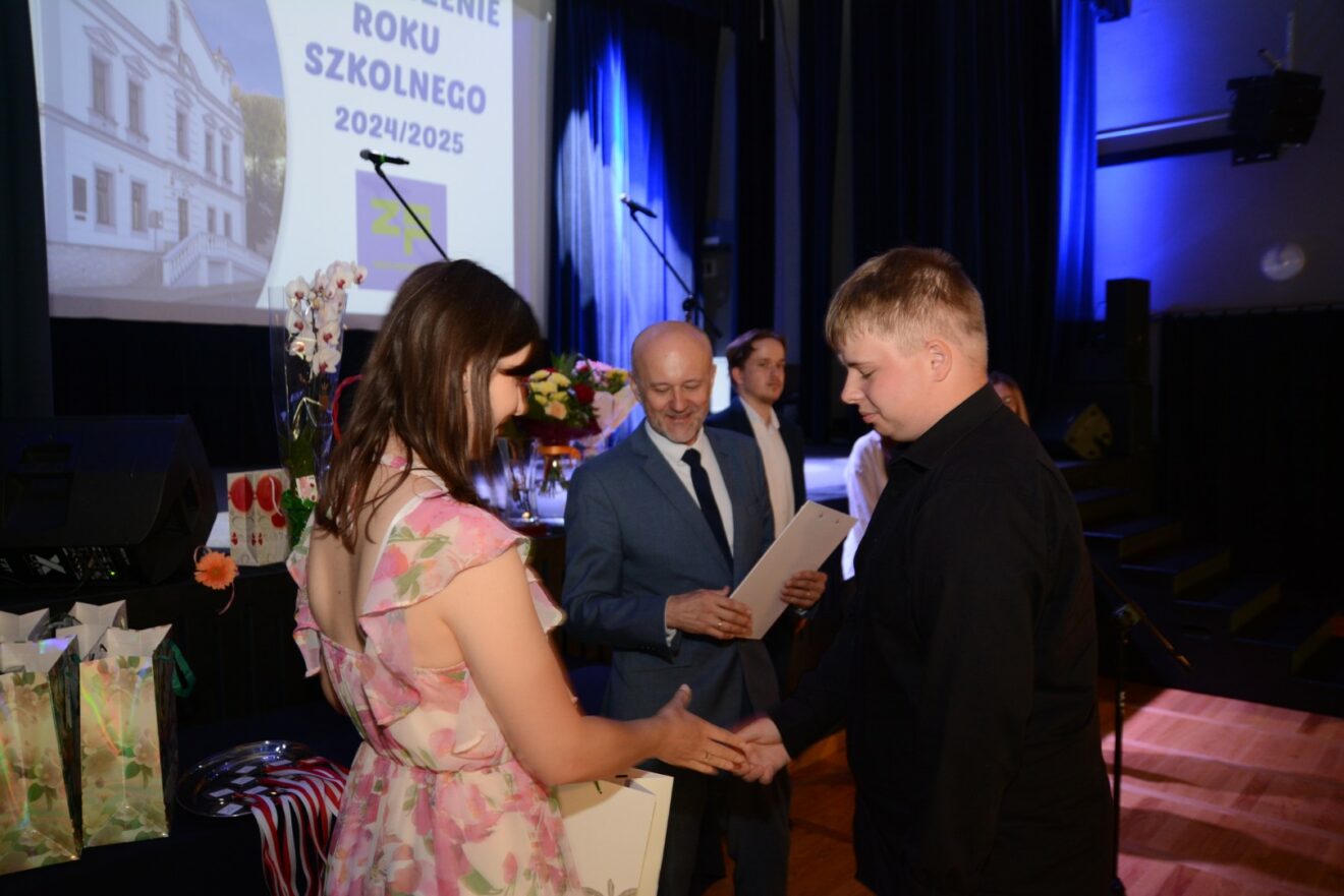 KONKURS FOTOGRAFICZNY, ZSP Żabno, Technikum w Żabnie, Szkoła Branżowa I stopnia w Żabnie, Zespół Szkół Ponadpodstawowych, szkoła średnia w Żabnie, Żabno