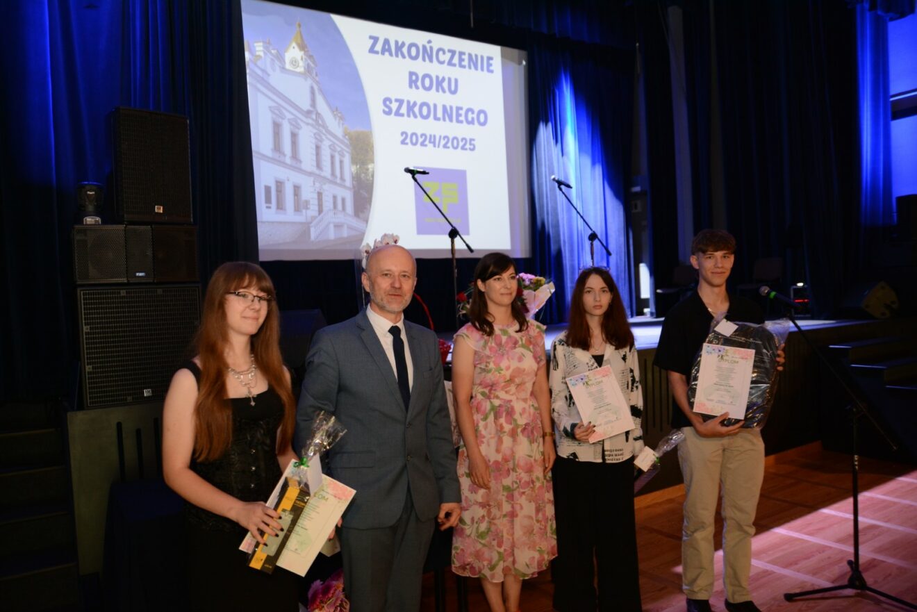 KONKURS FOTOGRAFICZNY, ZSP Żabno, Technikum w Żabnie, Szkoła Branżowa I stopnia w Żabnie, Zespół Szkół Ponadpodstawowych, szkoła średnia w Żabnie, Żabno