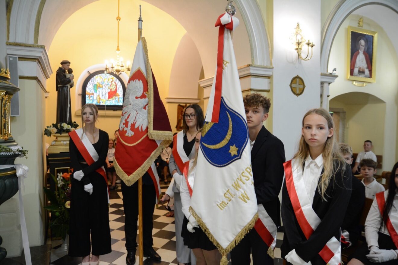 ZAKOŃCZENIE ROKU SZKOLNEGO, ZSP Żabno, Technikum w Żabnie, Szkoła Branżowa I stopnia w Żabnie, Zespół Szkół Ponadpodstawowych, szkoła średnia w Żabnie, Żabno