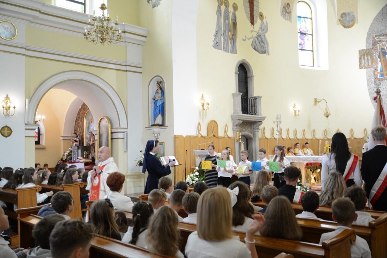 ZAKOŃCZENIE ROKU SZKOLNEGO, ZSP Żabno, Technikum w Żabnie, Szkoła Branżowa I stopnia w Żabnie, Zespół Szkół Ponadpodstawowych, szkoła średnia w Żabnie, Żabno