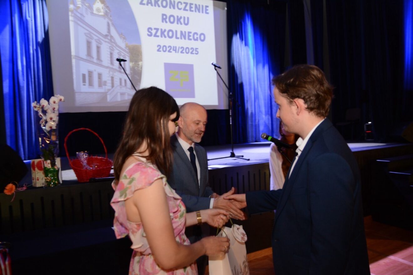 ZAKOŃCZENIE ROKU SZKOLNEGO, ZSP Żabno, Technikum w Żabnie, Szkoła Branżowa I stopnia w Żabnie, Zespół Szkół Ponadpodstawowych, szkoła średnia w Żabnie, Żabno