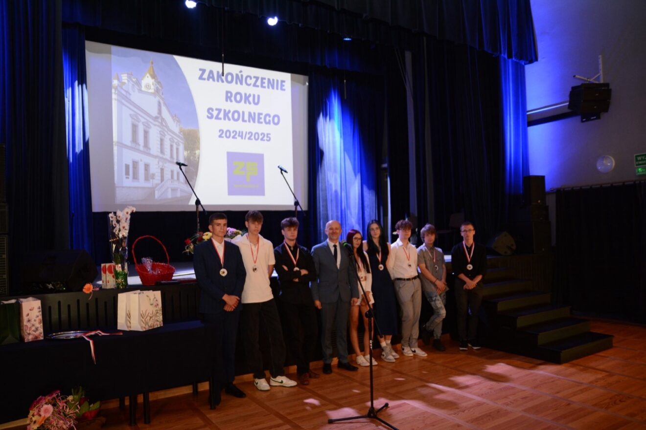 ZAKOŃCZENIE ROKU SZKOLNEGO, ZSP Żabno, Technikum w Żabnie, Szkoła Branżowa I stopnia w Żabnie, Zespół Szkół Ponadpodstawowych, szkoła średnia w Żabnie, Żabno